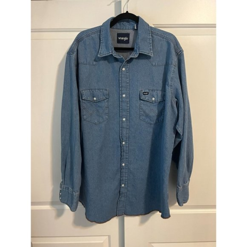 Vintage Wrangler Denim Pearl Snap Button Up Shirt - Size 2XLT